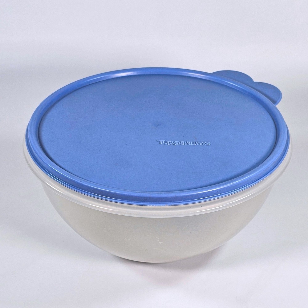 Vintage Tupperware 2L Mixing Bowl 2518 Translucent White with Blue Seal 2516 Lid
